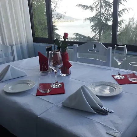 Ohrida فندق بورغراديك